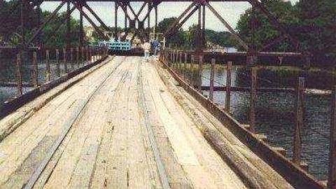 Gallery - Depot-Harbour-(ghost-town)92.jpg