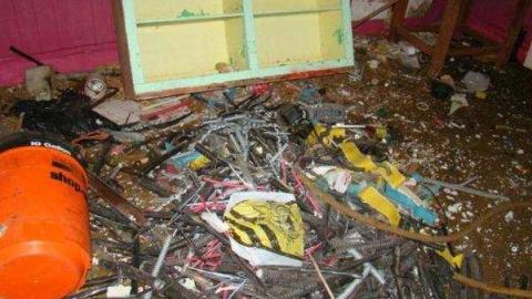 Gallery - Warren-Cabin3.jpg