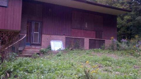 Empty House on 3rd photo 3