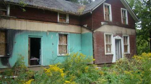 Failure to Comply - Christian-Hoover-House76.jpg