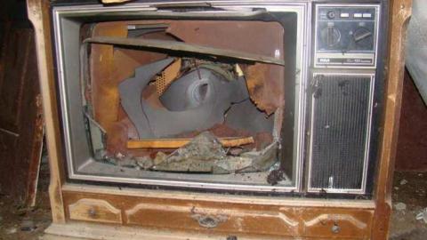 Failure to Comply - Christian-Hoover-House82.jpg