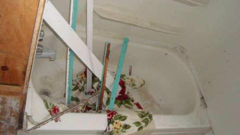 Solar Panel House photo 3