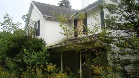 Dangerous Crawl - John-Leary-House26.jpg