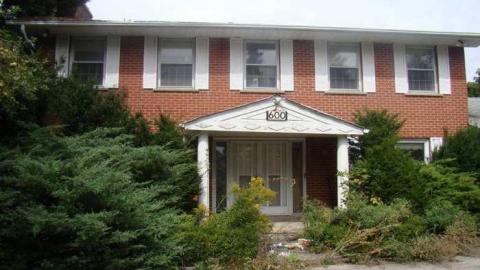 Pristine On King - Take-a-Hike-Vandals1.jpg