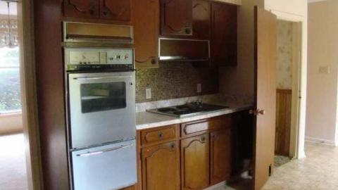 Pristine On King - Take-a-Hike-Vandals18.jpg