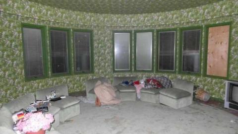 9/15/13, 9/16/13 - Abandoned-Cat-Lady-House226.jpg