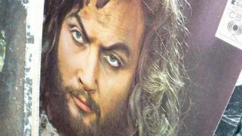 Cabin on 20 - P1140254.jpg