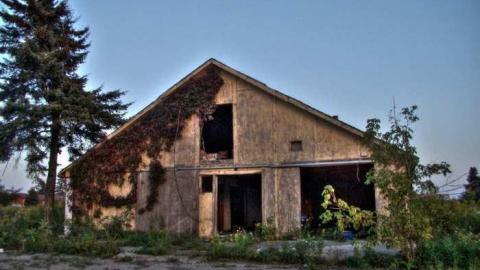 Kennedy Closure - 70s-Bungalow40.jpg