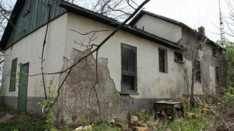 6 Orgasm House - Cambridge, Ontario