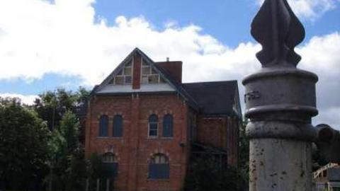 Photo from Victoria Annex School House