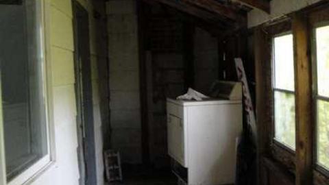 Empty and Lowe - ezimage.jpg