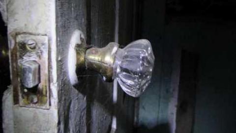 Empty and Lowe - Clearview, Ontario