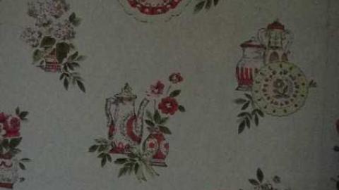 Empty and Lowe photo 4