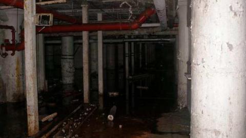 Sheezabig 09/2013 - McCormicks-Biscuit-Factory939.jpg