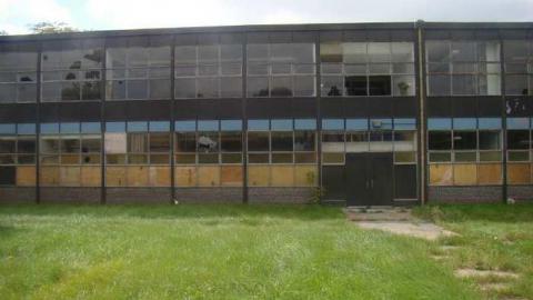 Very Active Sales Centre - Alderwood-Collegiate-Institute368.jpg