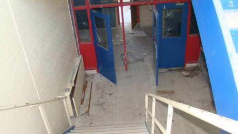 Very Active Sales Centre - Alderwood-Collegiate-Institute372.jpg