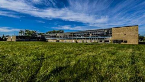 Mourning Classes - Alderwood-Collegiate-Institute362.jpg