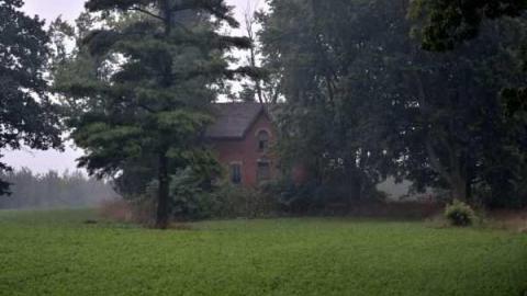 Sept. 2013 - Hung-Up-On-Line-8915.jpg