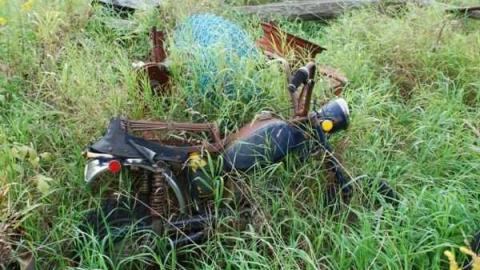 Burys Green - tractor graveyard photo 5