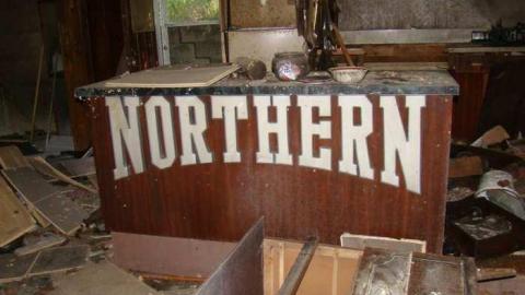 Three's Not A Crowd - 3-X-27--8187.jpg