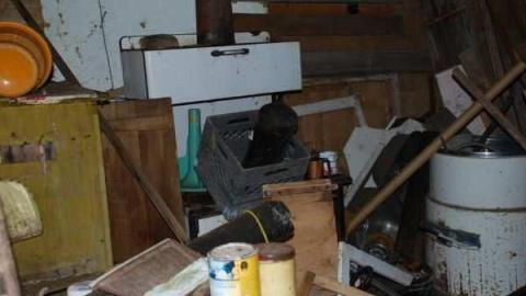 Hwy 35 White House - Hwy-35-Coboconk-white-house7.jpg