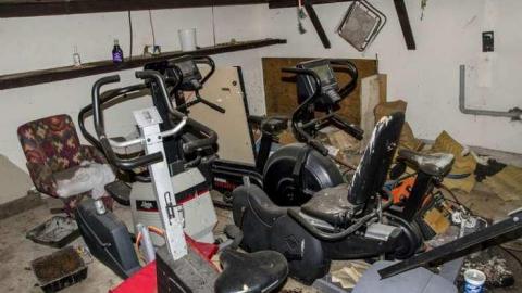 September 2013 - House-In-The-Swamp80.jpg