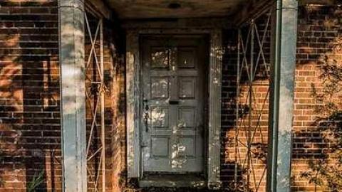 Not I, maybe you? - 35astley-2728.jpg