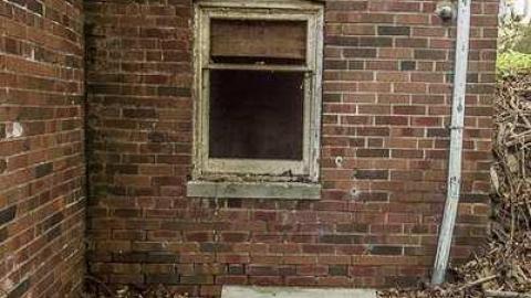 Not I, maybe you? - 35astley-2743.jpg