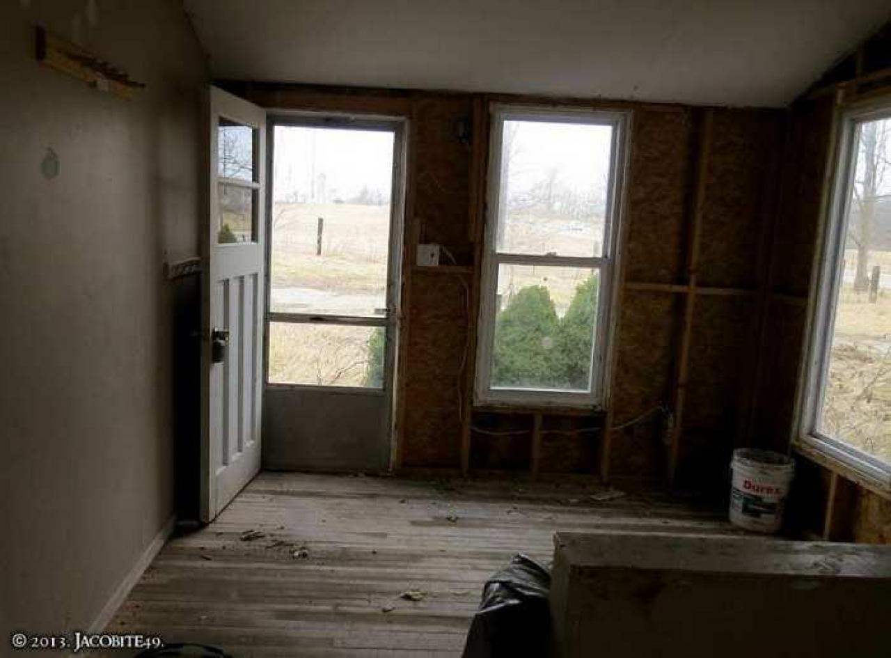 Hwy 56 Farm - binbrook-rd-farm8-apr8-13.jpg