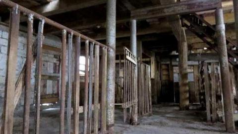 Hwy 56 Farm - binbrook-rd-farm23-apr8-13.jpg