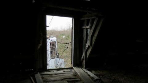 Hwy 56 Farm - binbrook-rd-farm25-apr8-13.jpg