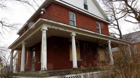 Binbrook Estate House - binbrook-estate-house3-apr8-2013.jpg