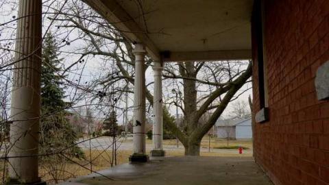 Binbrook Estate House - binbrook-estate-house11-apr8-2013.jpg