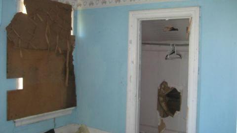 Part2 - Trashed-(near-Holly)8.jpg