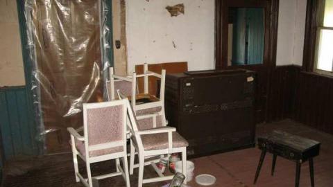 Lonely House 9/29/13 - Well-Well-Welder76.jpg