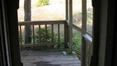 Lonely House 9/29/13 - Well-Well-Welder90.jpg