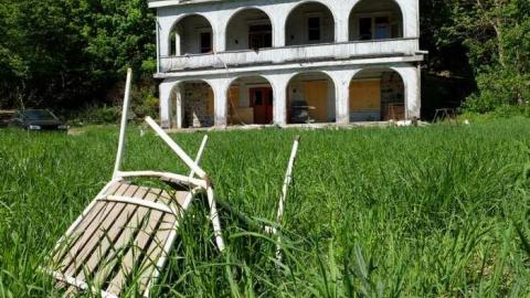 May2013 - Across-The-River219.jpg