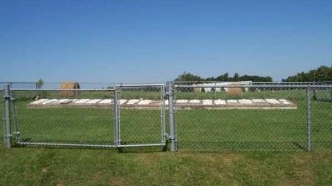 West Essa Cemetery photo 2