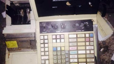 Construction Zone - 70s-Bungalow41.jpg