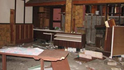 Royal Pizza - Ojibway-Truck-Stop83.jpg