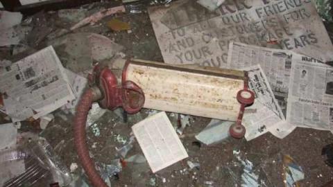 Royal Pizza - Ojibway-Truck-Stop92.jpg