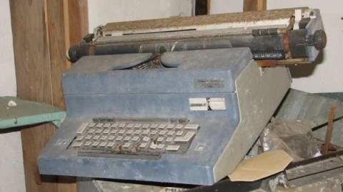 Royal Pizza #2 - Ojibway-Truck-Stop102.jpg