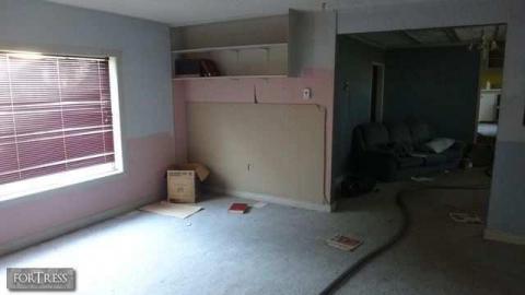 Sept 8, 2013 - Hold-Out-House13.jpg