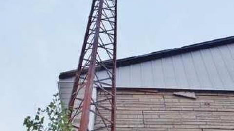 Sept 20, 2013 2 weeks later - Hold-Out-House45.jpg