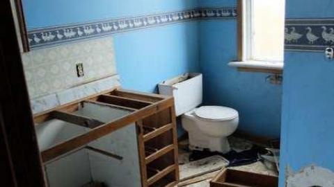 Oct2013 - Christmas-Catastrophe26.jpg