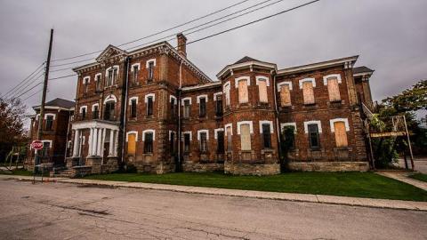 No Chance - Century-Manor-Asylum11.jpg