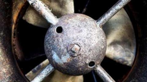 Mooney's Bay 2013-10 - Mooneys-Bay-Park-Storage3.jpg