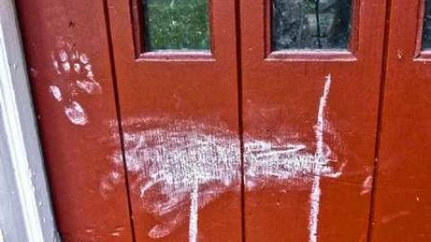 Getting Dark - The-Mansion30.jpg