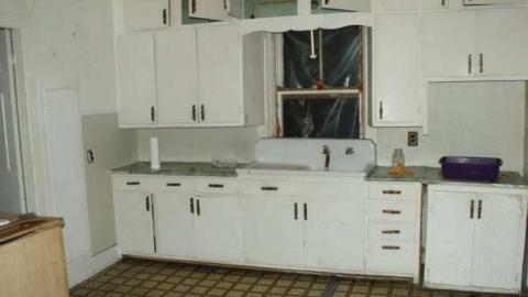 Odd Man Out - Well-Well-Welder1.jpg