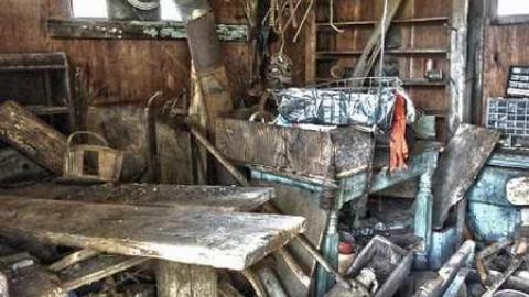 The Cabinet Maker photo 2